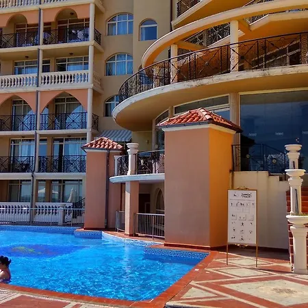Апартменты Комплекс Атриум Aparthotel *